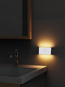 İKİ YÖNLÜ ŞARJLI SENSÖRLÜ MIKNATISLI LED APLİK